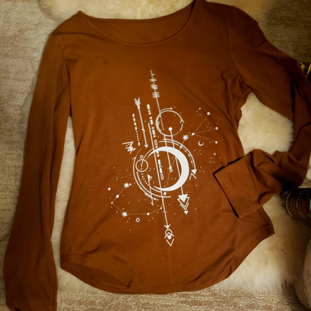 Witch Tribble top - Picture 1 of 2